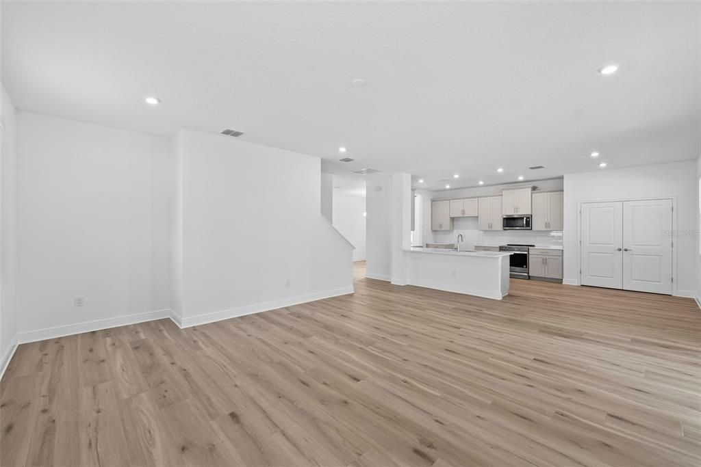 For Sale: $949,900 (4 beds, 3 baths, 2857 Square Feet)