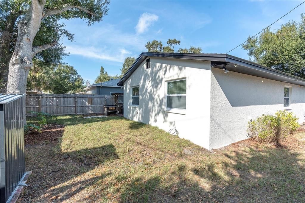 На продажу: $425,000 (3 спален, 1 ванн, 1172 Квадратных фут)