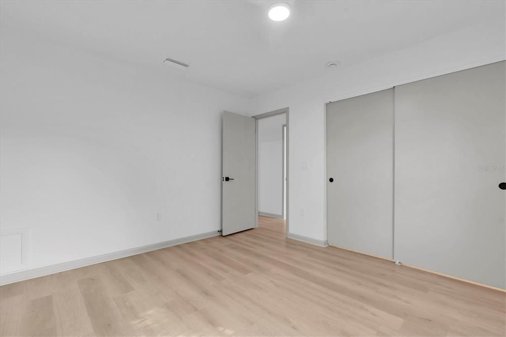 На продажу: $425,000 (3 спален, 1 ванн, 1172 Квадратных фут)