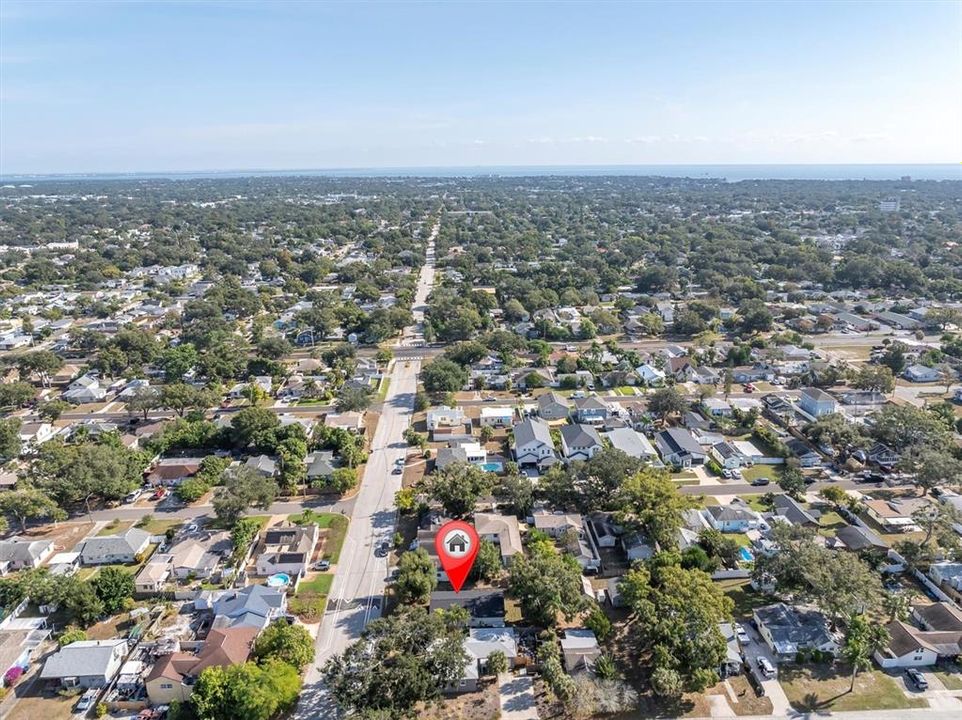 На продажу: $425,000 (3 спален, 1 ванн, 1172 Квадратных фут)