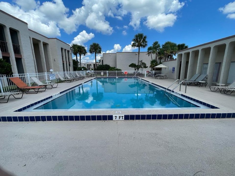 For Rent: $1,700 (2 beds, 2 baths, 1002 Square Feet)