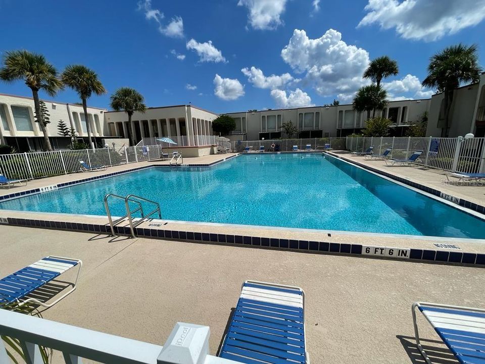 For Rent: $1,700 (2 beds, 2 baths, 1002 Square Feet)