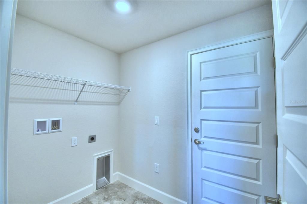 待售: $351,863 (4 贝兹, 2 浴室, 1755 平方英尺)