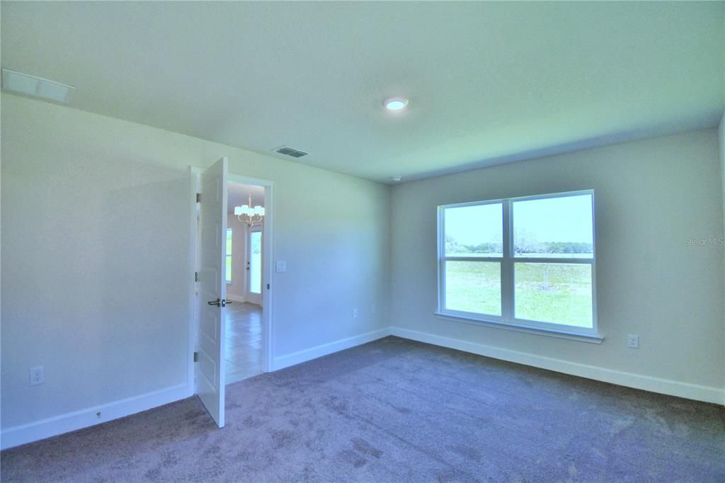 待售: $351,863 (4 贝兹, 2 浴室, 1755 平方英尺)