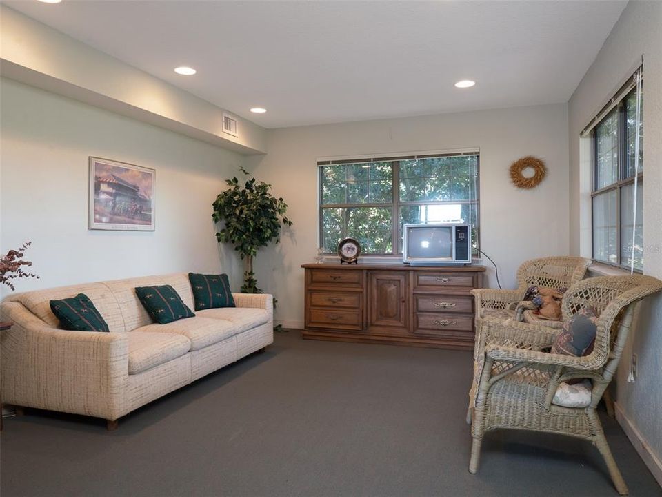 Active With Contract: $2,495,000 (1 beds, 1 baths, 1224 Square Feet)