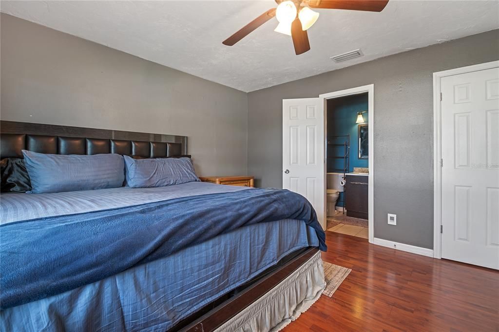 En Venta: $359,900 (3 camas, 2 baños, 1260 Pies cuadrados)