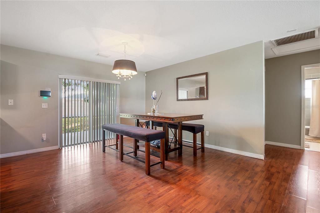 En Venta: $359,900 (3 camas, 2 baños, 1260 Pies cuadrados)