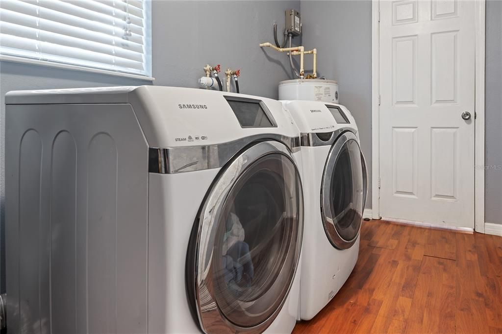 En Venta: $359,900 (3 camas, 2 baños, 1260 Pies cuadrados)