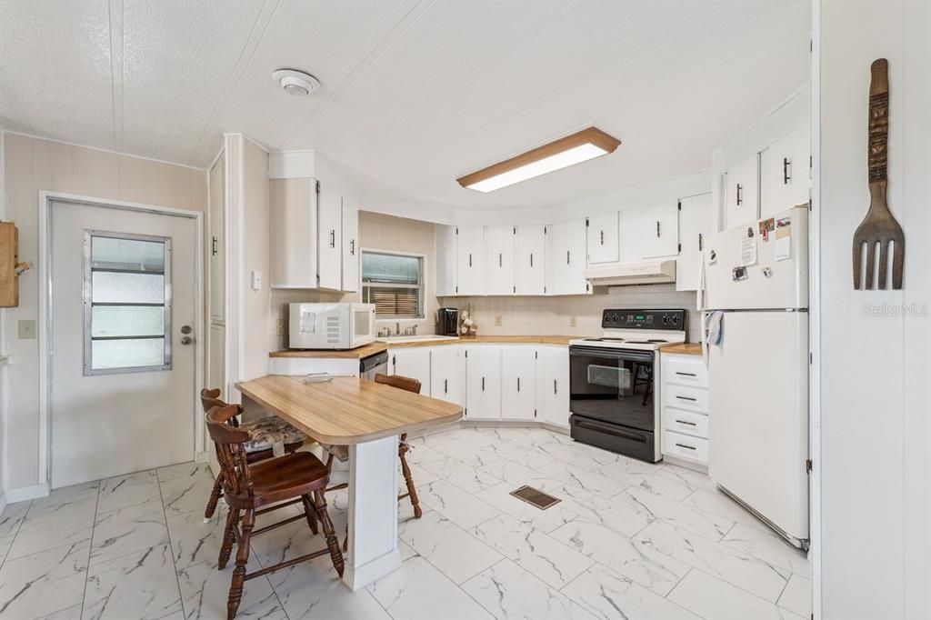 En Venta: $138,000 (2 camas, 2 baños, 1232 Pies cuadrados)