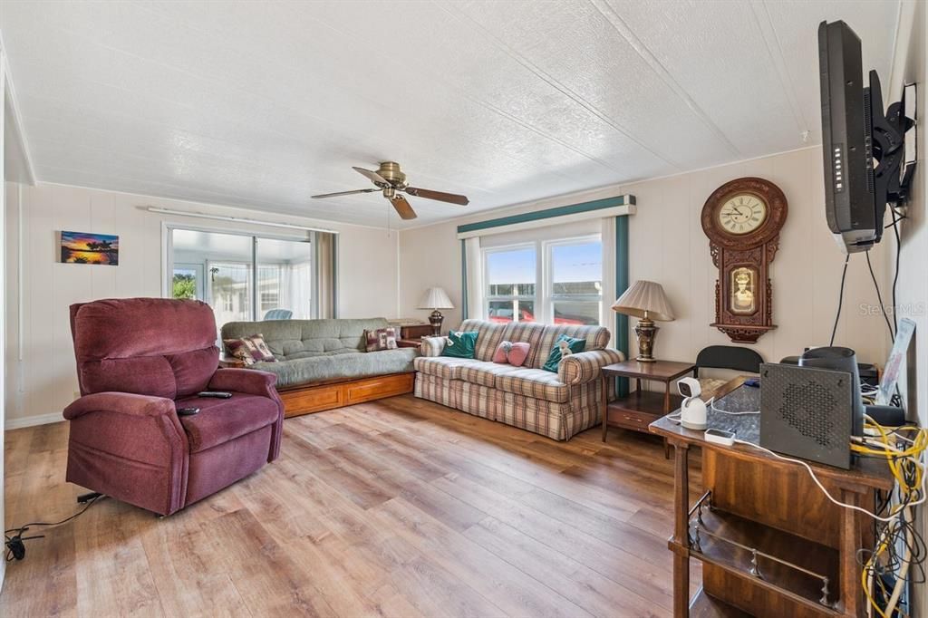 En Venta: $138,000 (2 camas, 2 baños, 1232 Pies cuadrados)