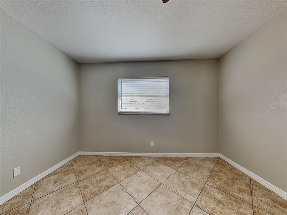 For Rent: $2,819 (3 beds, 2 baths, 1749 Square Feet)