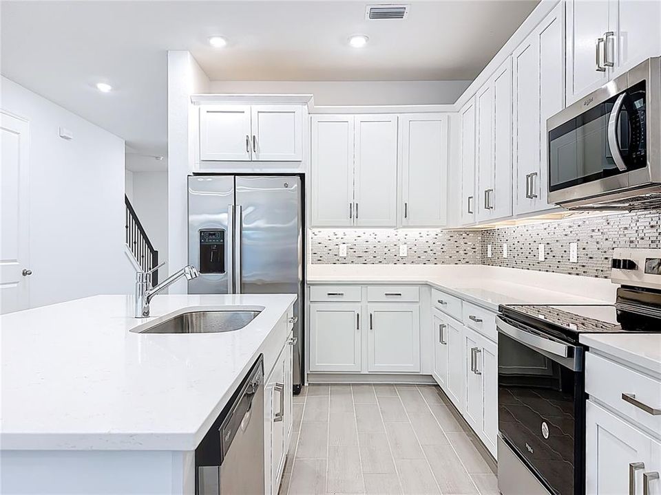 出租: $2,800 (3 贝兹, 2 浴室, 1720 平方英尺)