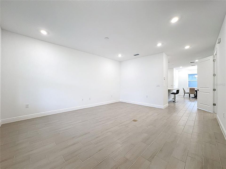 出租: $2,800 (3 贝兹, 2 浴室, 1720 平方英尺)