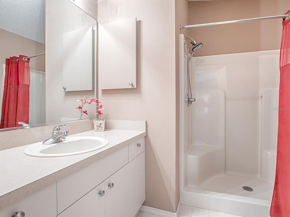 En Venta: $245,000 (2 camas, 2 baños, 1160 Pies cuadrados)