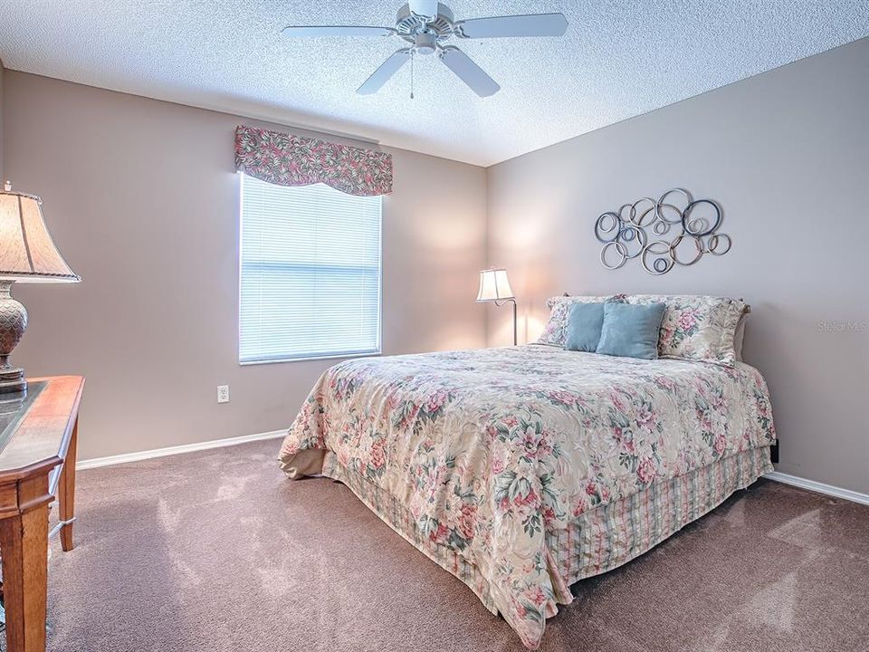 En Venta: $245,000 (2 camas, 2 baños, 1160 Pies cuadrados)