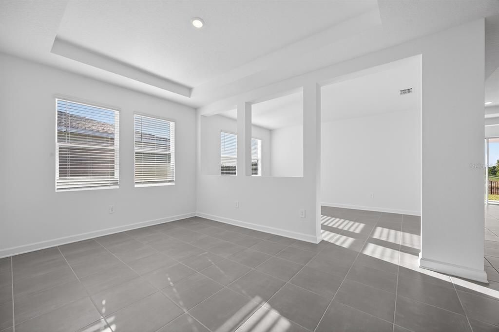 En Renta: $3,300 (4 camas, 3 baños, 2911 Pies cuadrados)