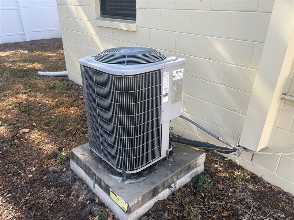 En Venta: $469,000 (4 camas, 2 baños, 1260 Pies cuadrados)