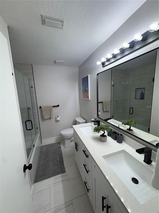 En Venta: $469,000 (4 camas, 2 baños, 1260 Pies cuadrados)