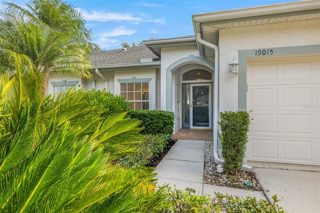 出租: $2,200 (3 贝兹, 2 浴室, 1717 平方英尺)