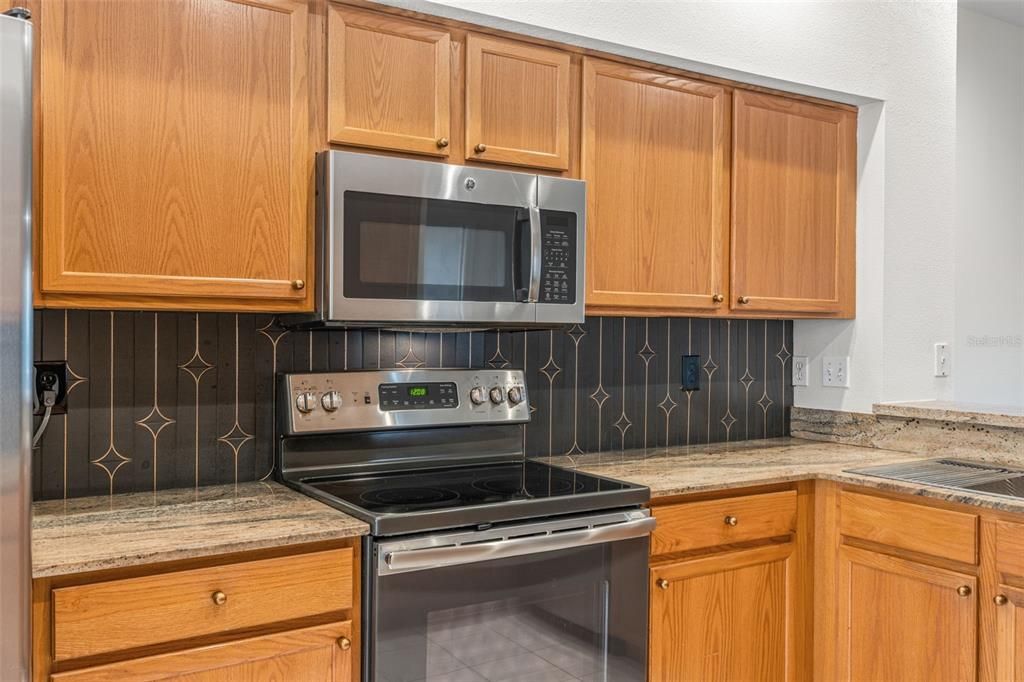 出租: $2,200 (3 贝兹, 2 浴室, 1717 平方英尺)