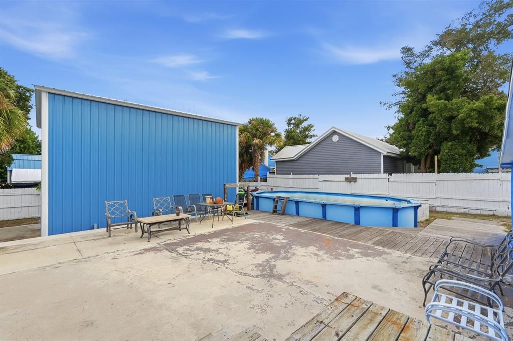 На продажу: $325,000 (2 спален, 2 ванн, 1333 Квадратных фут)