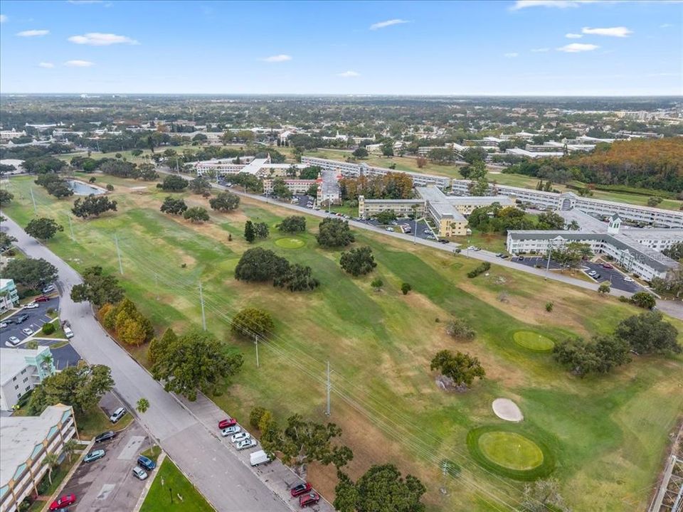 待售: $175,000 (2 贝兹, 2 浴室, 1100 平方英尺)