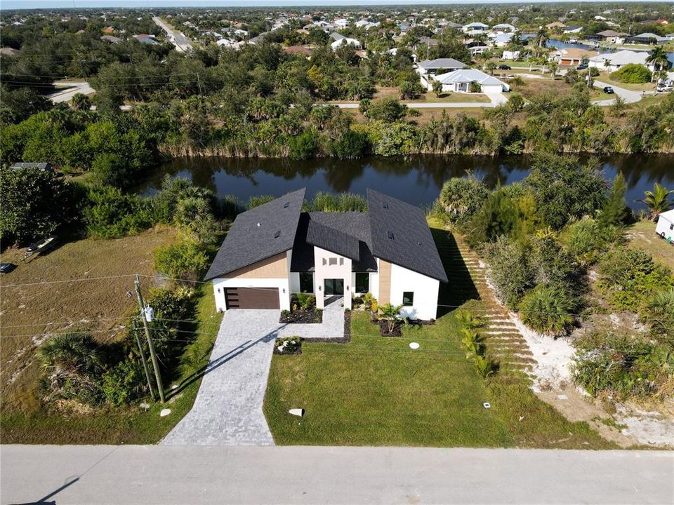 En Venta: $800,000 (4 camas, 3 baños, 1991 Pies cuadrados)