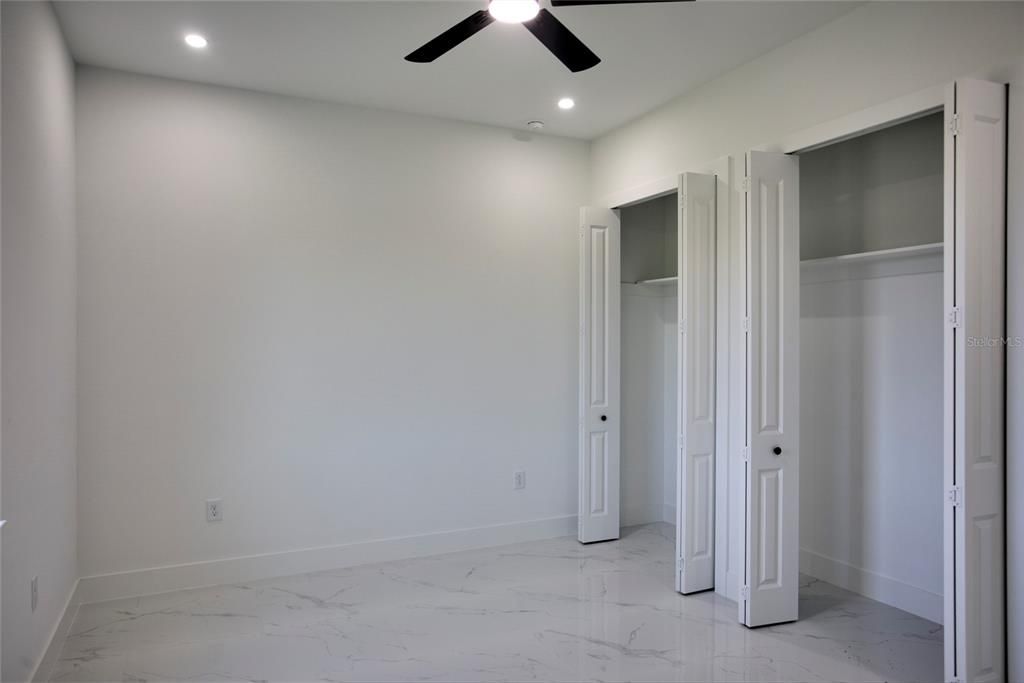 En Venta: $800,000 (4 camas, 3 baños, 1991 Pies cuadrados)