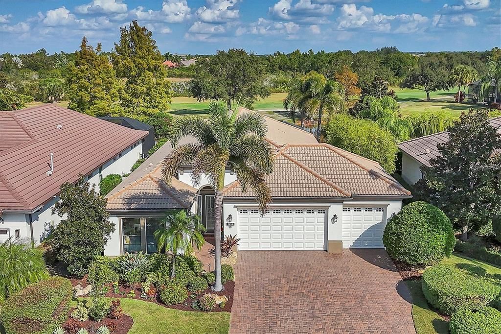 En Venta: $949,999 (3 camas, 2 baños, 2329 Pies cuadrados)