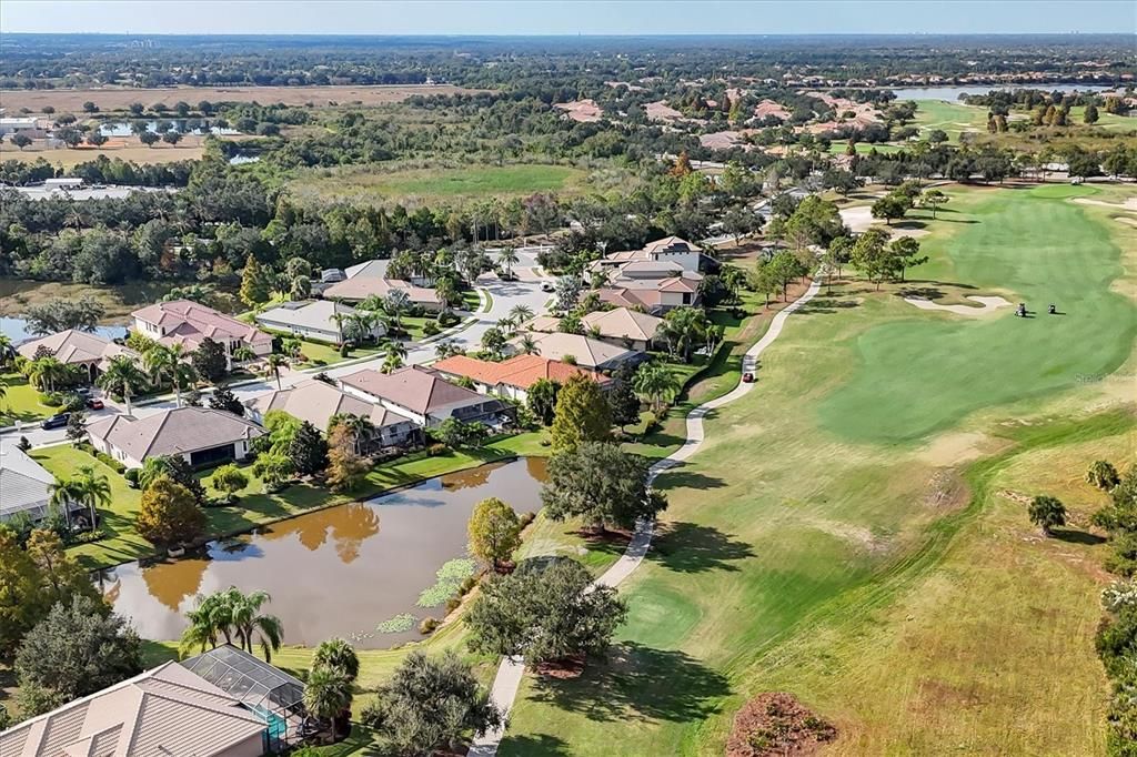 En Venta: $949,999 (3 camas, 2 baños, 2329 Pies cuadrados)