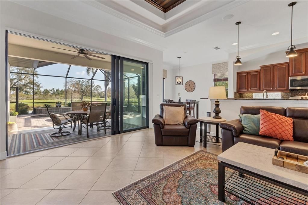 En Venta: $949,999 (3 camas, 2 baños, 2329 Pies cuadrados)