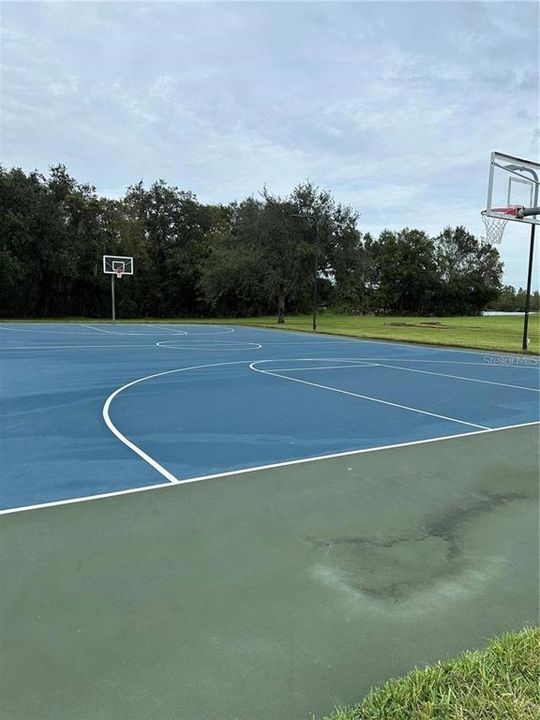 出租: $2,250 (2 贝兹, 2 浴室, 1550 平方英尺)