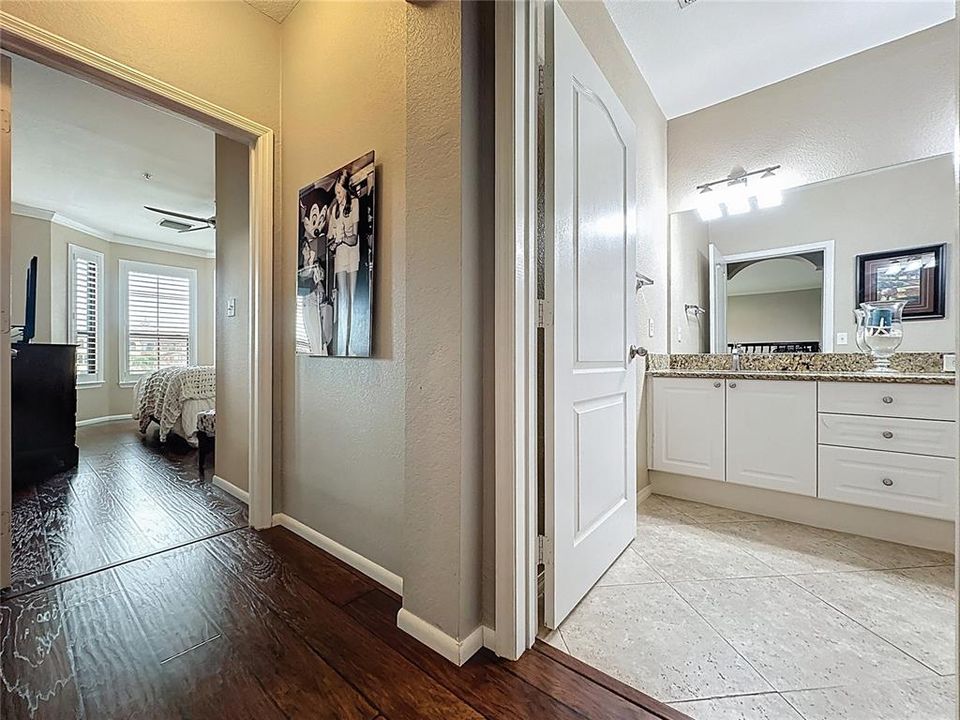 For Sale: $449,900 (2 beds, 2 baths, 1650 Square Feet)