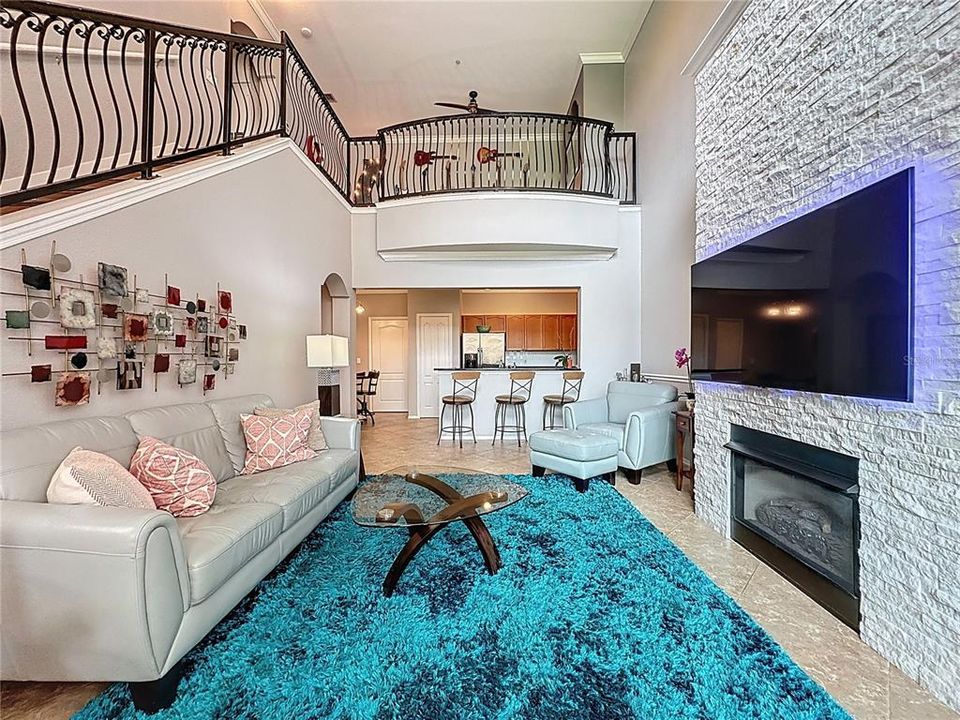 For Sale: $449,900 (2 beds, 2 baths, 1650 Square Feet)