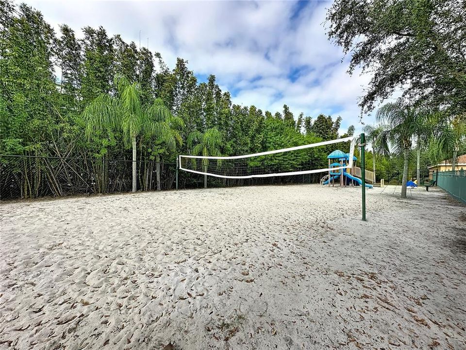 For Sale: $449,900 (2 beds, 2 baths, 1650 Square Feet)