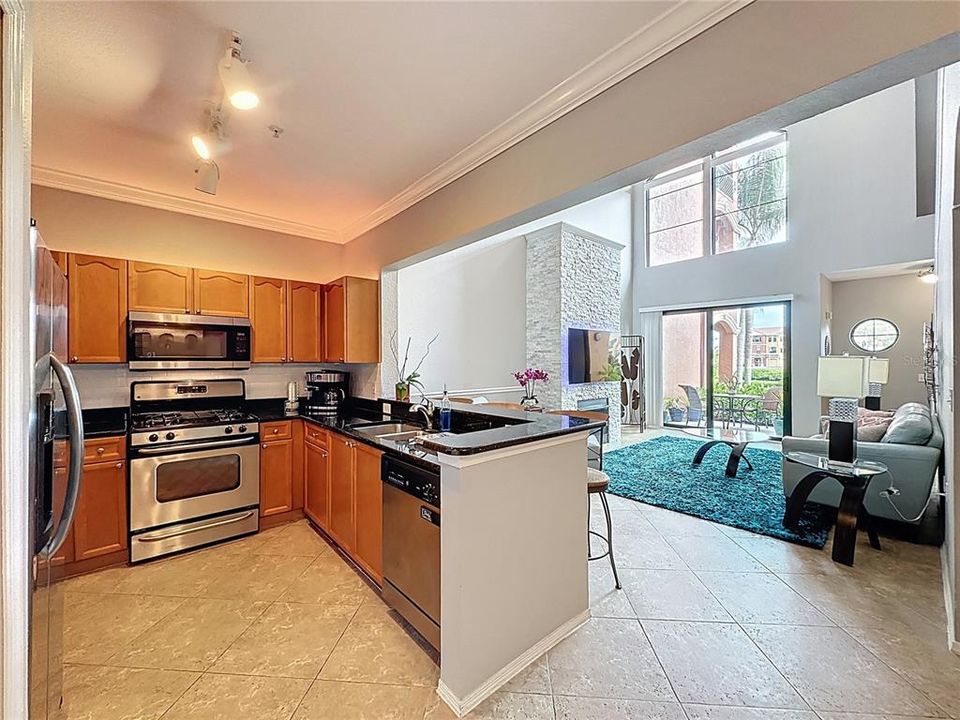 For Sale: $449,900 (2 beds, 2 baths, 1650 Square Feet)