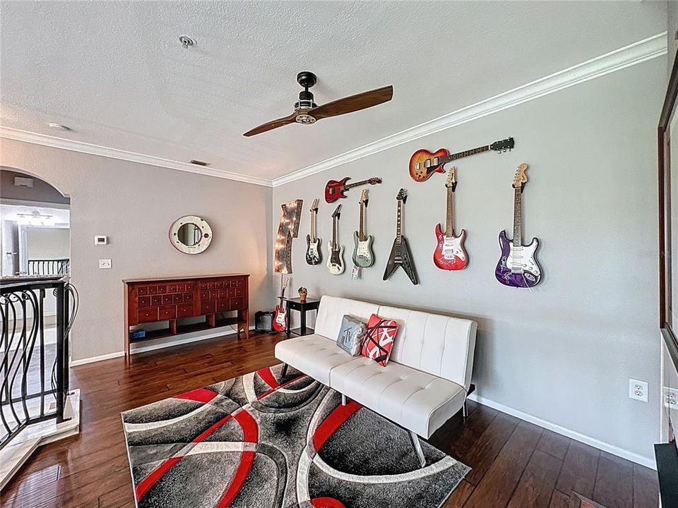 For Sale: $449,900 (2 beds, 2 baths, 1650 Square Feet)