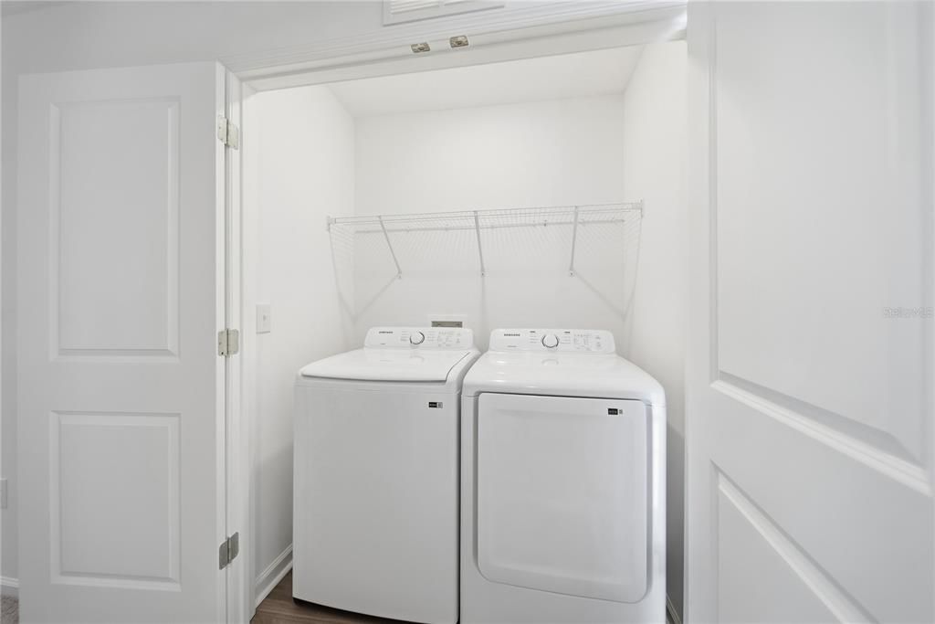 出租: $2,000 (3 贝兹, 2 浴室, 1386 平方英尺)