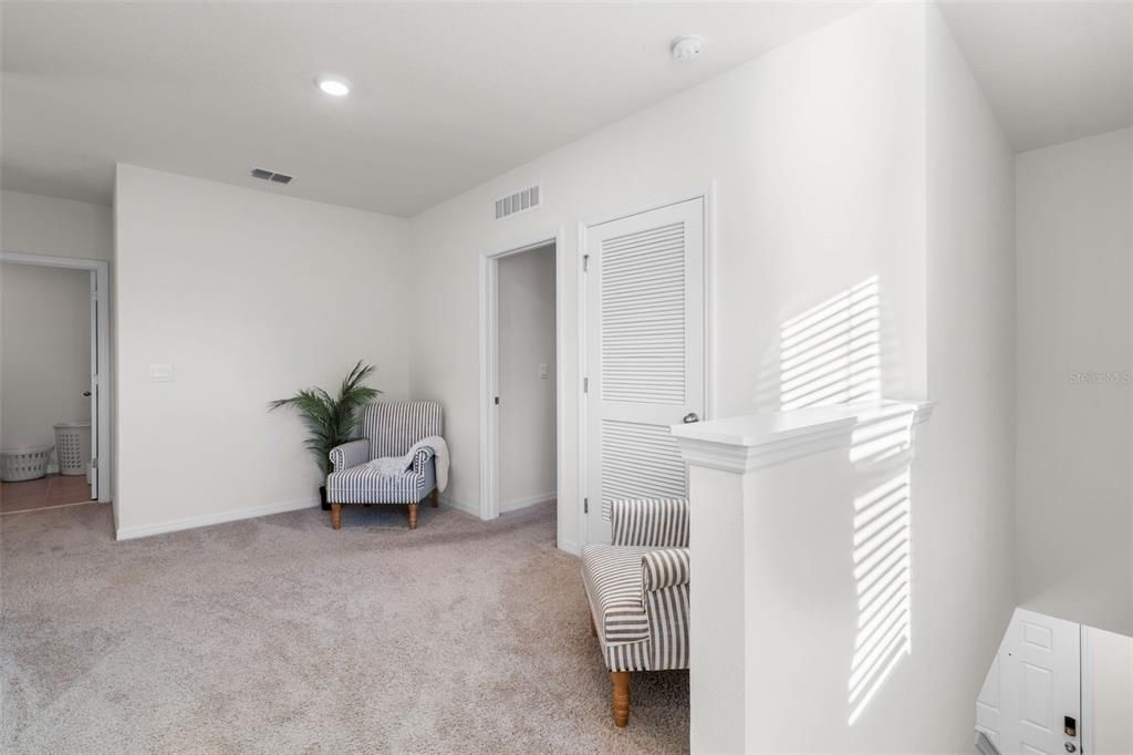 For Sale: $369,900 (5 beds, 2 baths, 2522 Square Feet)