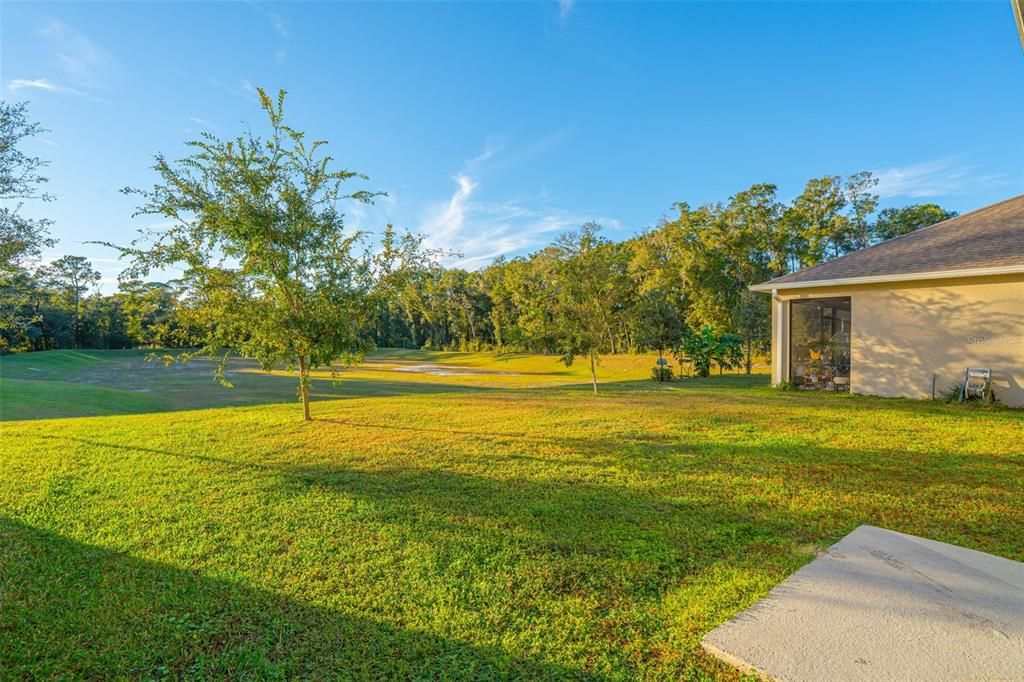 For Sale: $369,900 (5 beds, 2 baths, 2522 Square Feet)