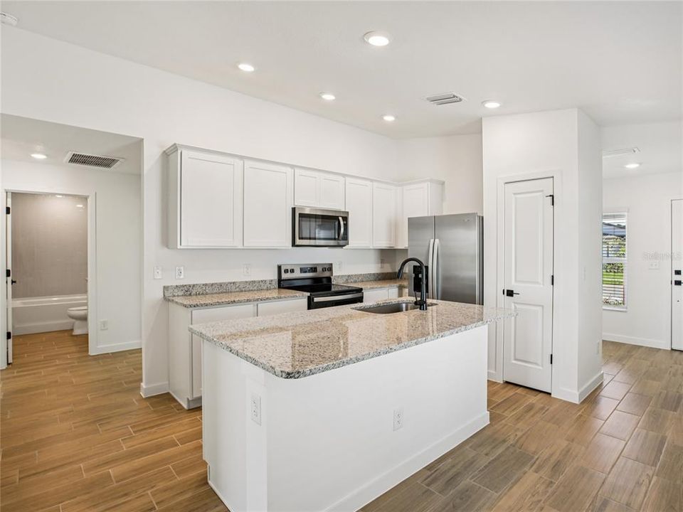 En Venta: $312,900 (3 camas, 2 baños, 1498 Pies cuadrados)