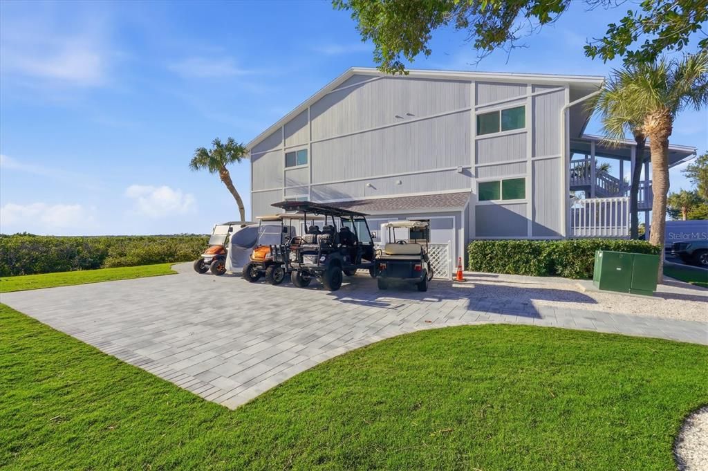 For Sale: $1,495,000 (2 beds, 2 baths, 1417 Square Feet)