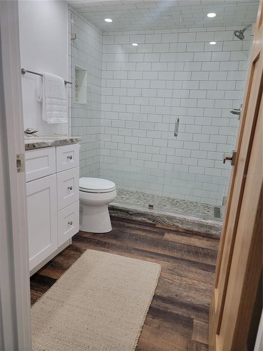 For Sale: $1,495,000 (2 beds, 2 baths, 1417 Square Feet)