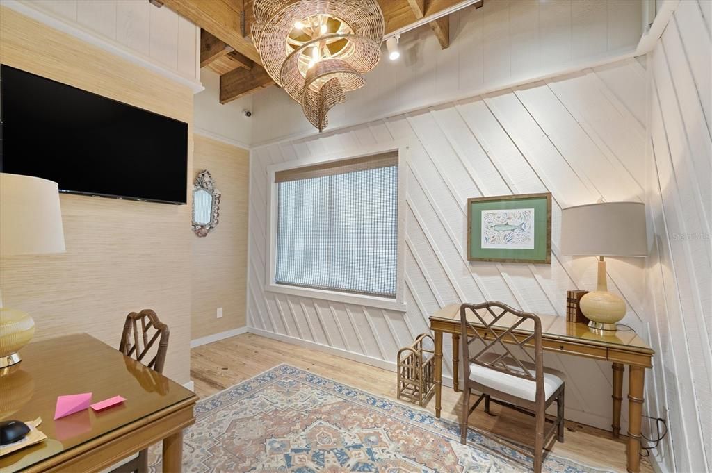 For Sale: $1,495,000 (2 beds, 2 baths, 1417 Square Feet)
