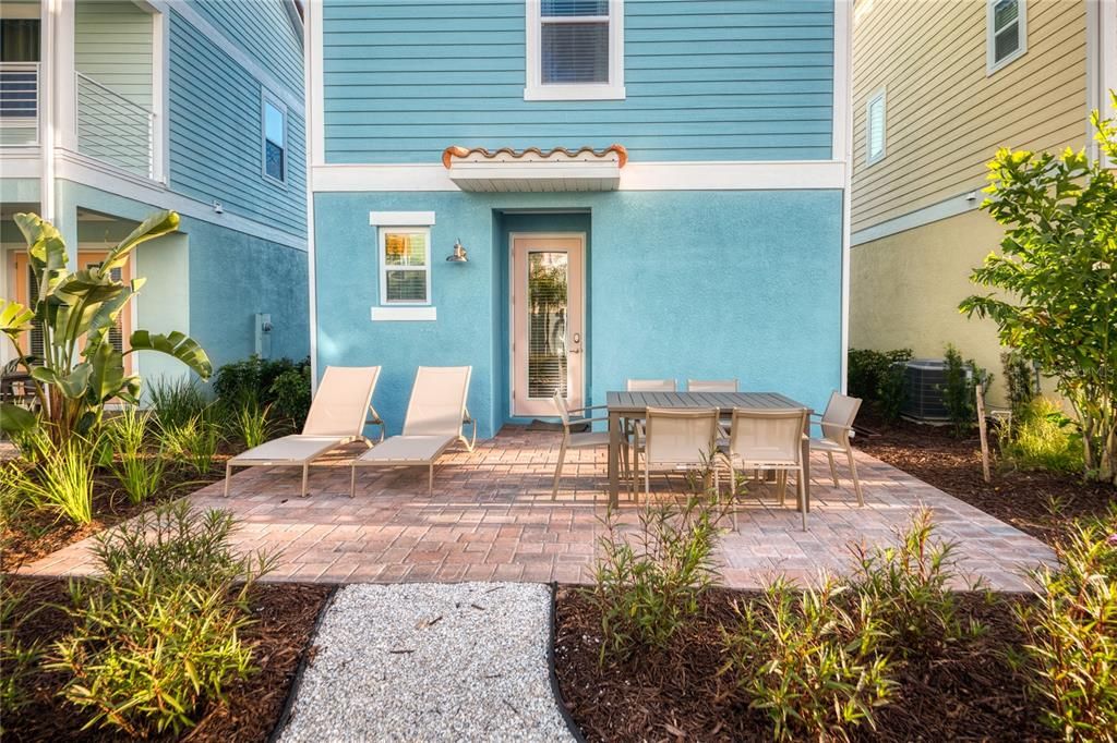 For Rent: $3,900 (4 beds, 4 baths, 2066 Square Feet)