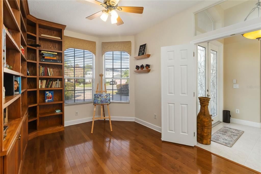 For Sale: $720,000 (4 beds, 3 baths, 3180 Square Feet)