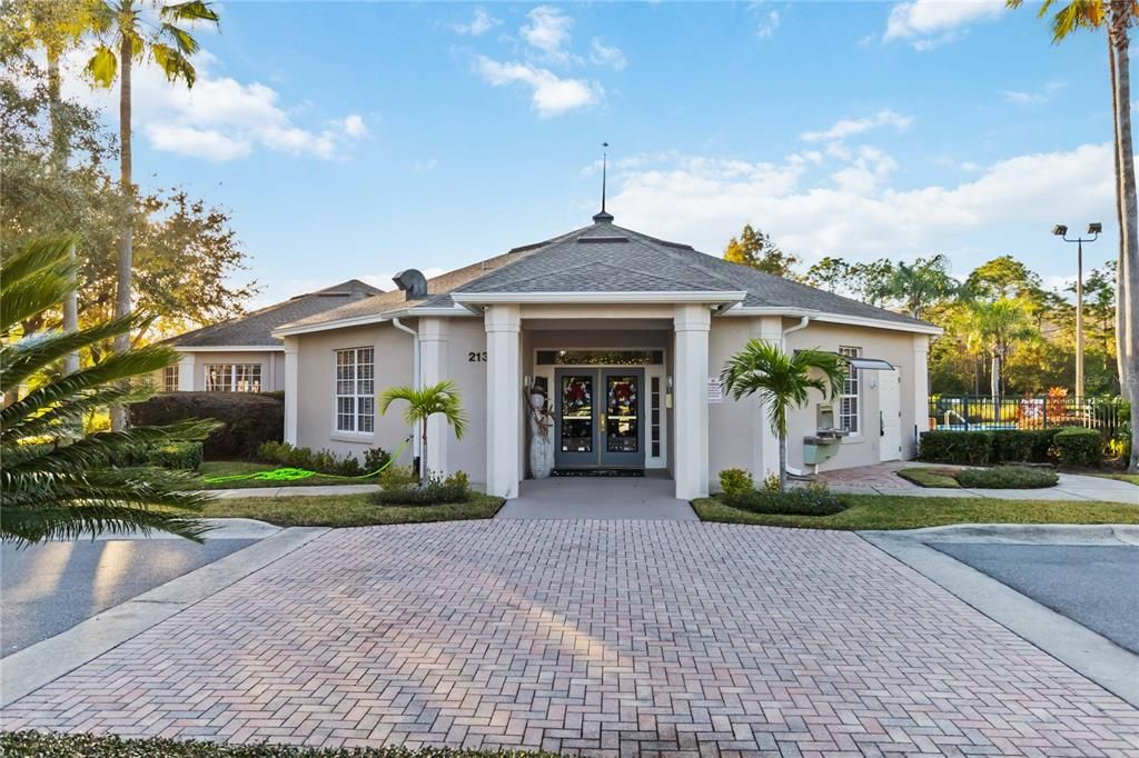 For Sale: $720,000 (4 beds, 3 baths, 3180 Square Feet)