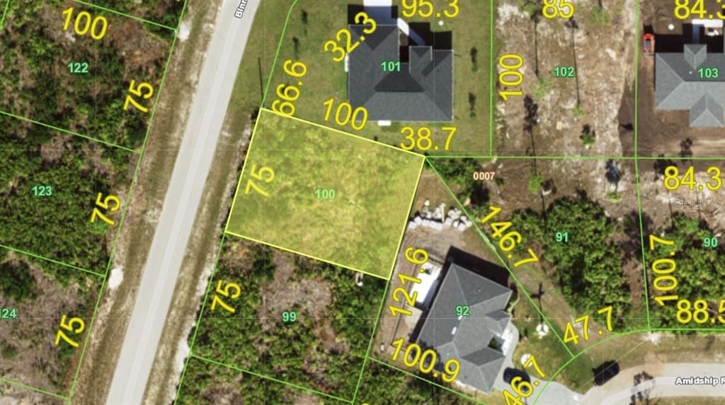 На продажу: $27,000 (0.17 acres)