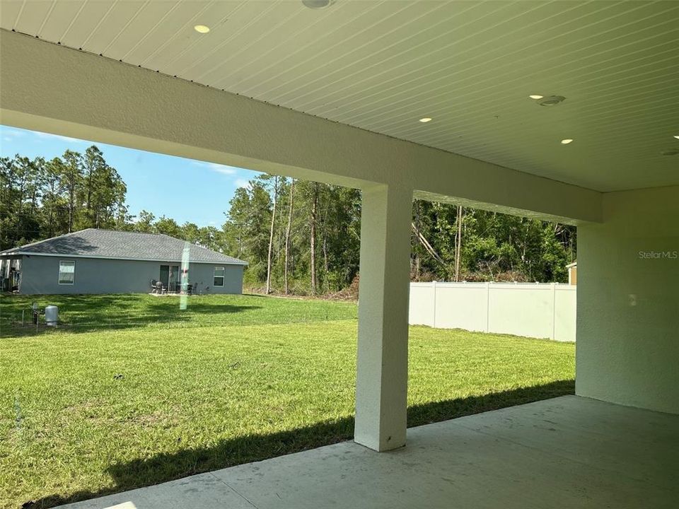 待售: $341,638 (4 贝兹, 2 浴室, 2067 平方英尺)