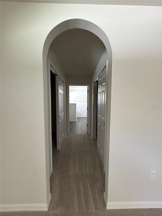 待售: $341,638 (4 贝兹, 2 浴室, 2067 平方英尺)